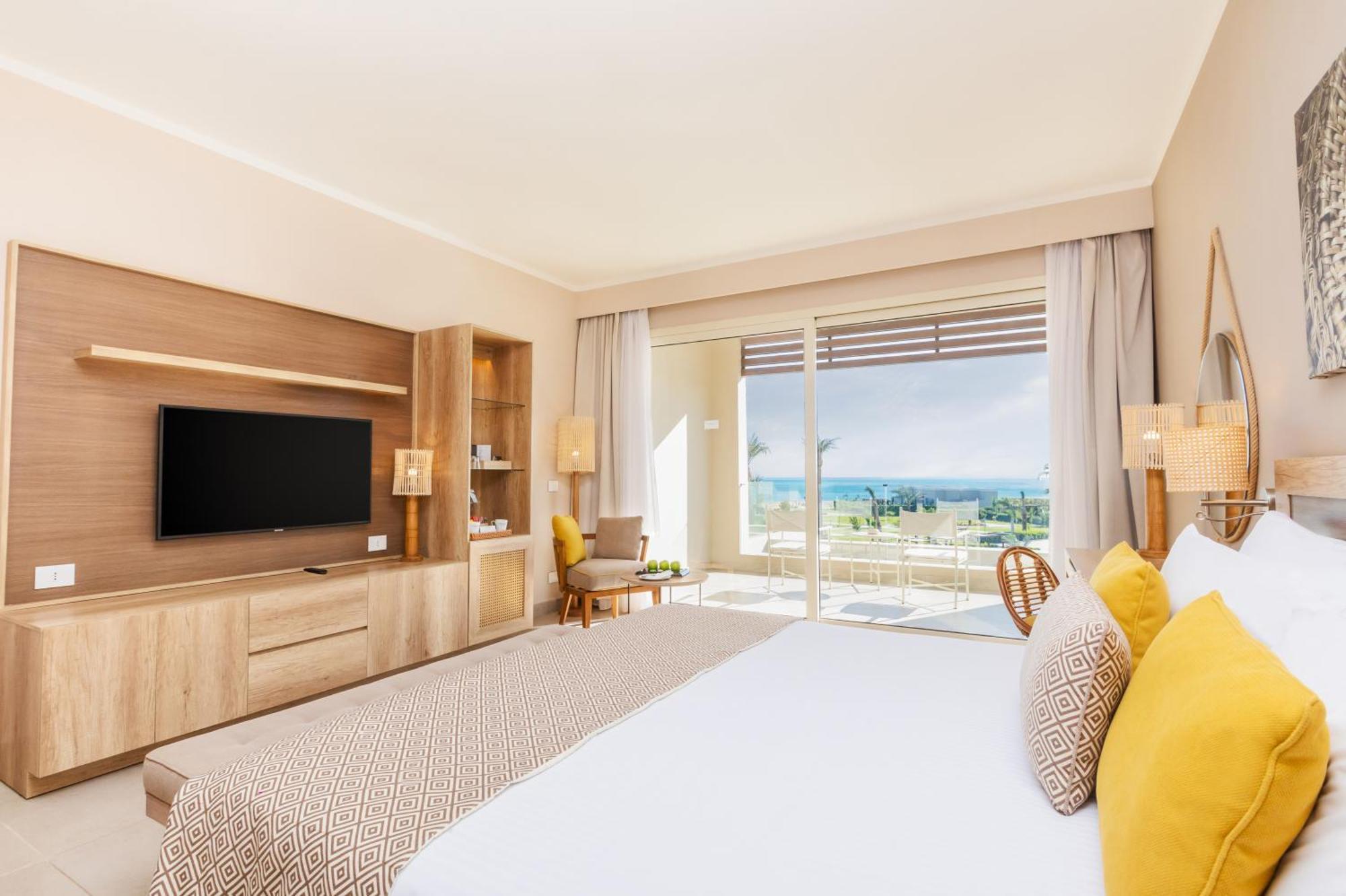 Steigenberger Resort Ras Soma Hurghada Exteriör bild Deluxe Room